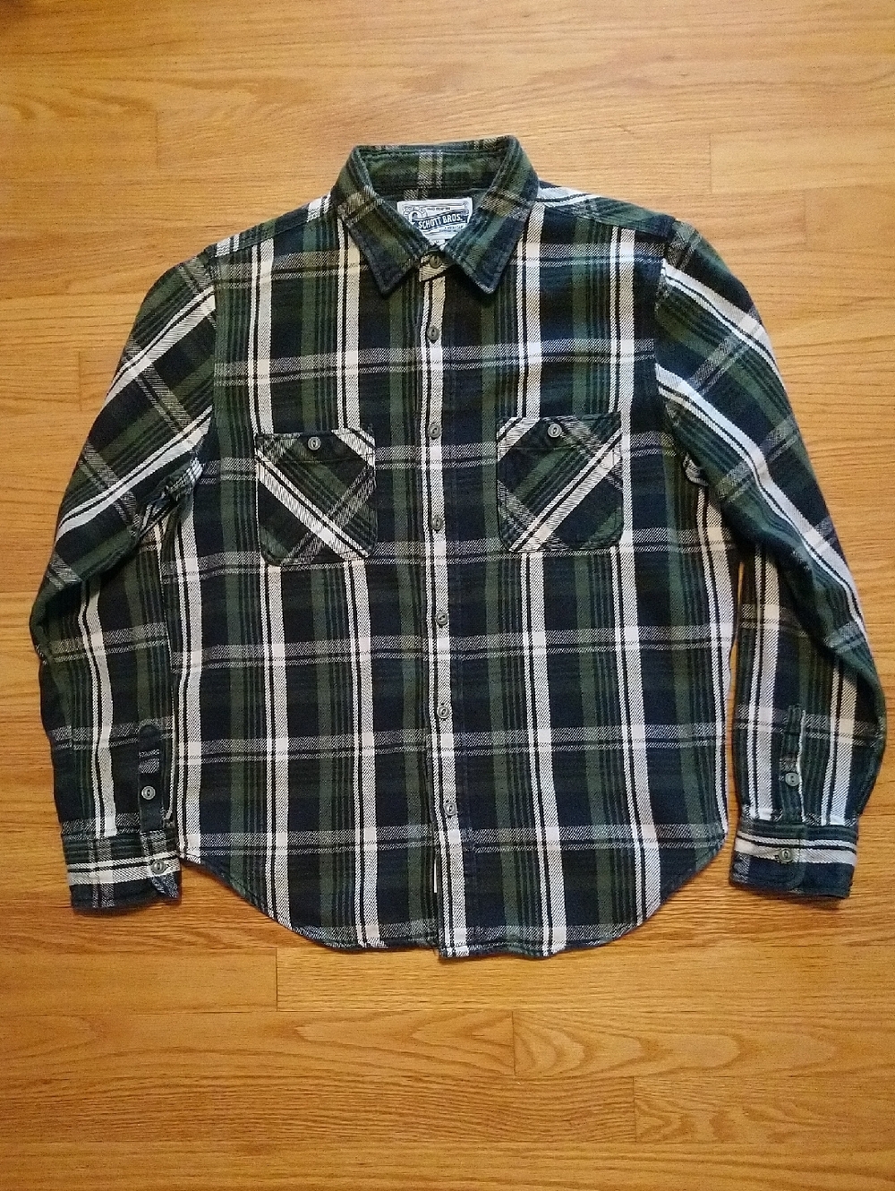 Schott Bros. Men's Green Plaid Button-Up Flannel Shirt